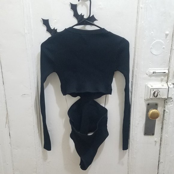 NWT CUT OUT BLACK KNIT OPEN BACK BODYSUIT - Picture 8 of 10